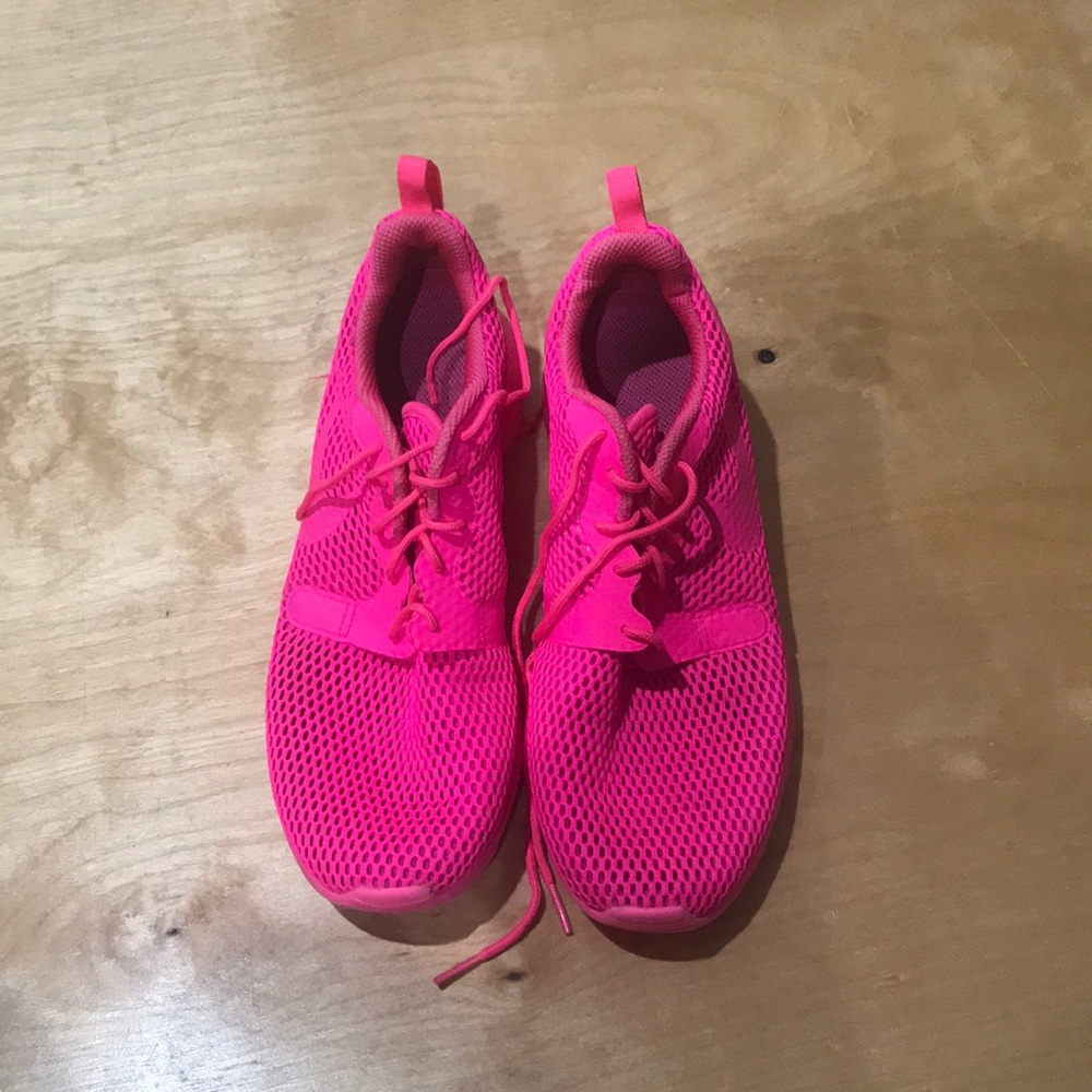 Nike running shoes pink size 10